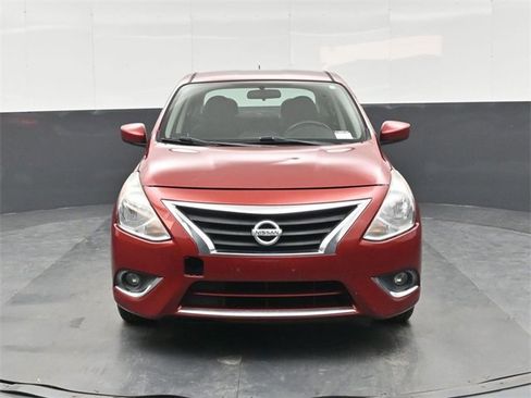 Used 2018 Nissan Versa SV w/ SV Special Edition Package image 9