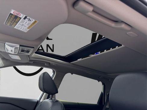 New 2026 Nissan Rogue Platinum w/ Platinum Premium Package image 11