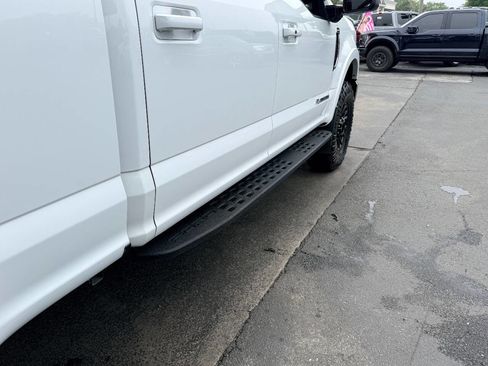 Used 2022 Ford F350 Lariat w/ Tremor Off-Road Package AWD/4WD image 15