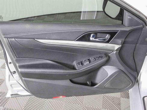 Certified 2022 Nissan Maxima SV w/ Floor Mat Group image 19