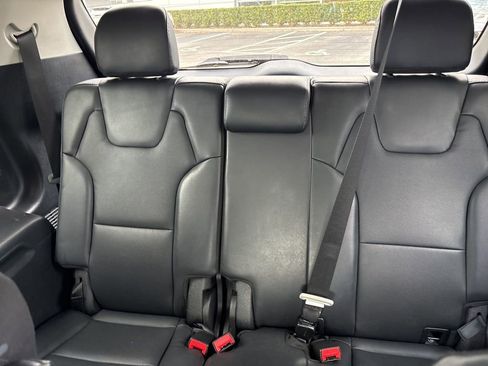 Used 2020 Kia Telluride S image 11