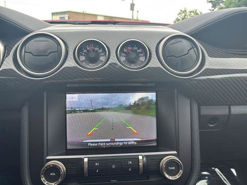 Used 2020 Ford Mustang Shelby GT500 w/ Carbon Fiber Track Pack RWD image 24