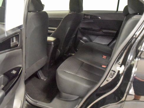 Used 2024 Mitsubishi Eclipse Cross LE image 17