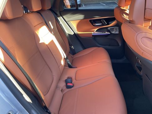 New 2026 Mercedes-Benz GLC 300 4MATIC image 40