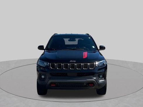 Certified 2024 Jeep Compass Trailhawk w/ Trailhawk Convenience Group AWD/4WD image 12