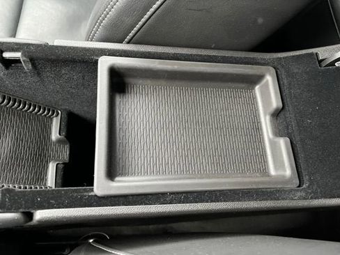 Used 2024 Cadillac XT4 Premium Luxury image 22