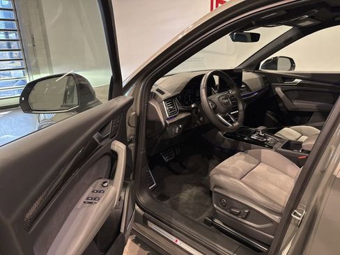 Used 2024 Audi SQ5 Prestige image 12