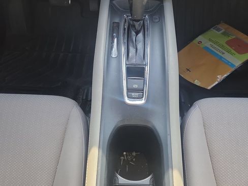 Used 2016 Honda HR-V EX image 17