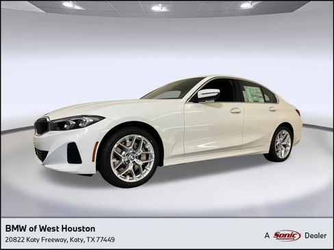 Used 2025 BMW 330i xDrive Sedan w/ Premium Package AWD/4WD image 1