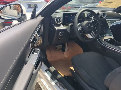 New 2024 Mercedes-Benz CLE 300 4MATIC Coupe image 3