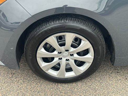 Used 2025 Toyota Corolla LE FWD image 39