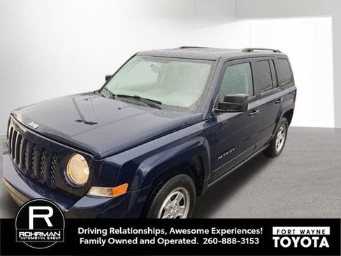 Used 2015 Jeep Patriot Sport w/ Power Value Group AWD/4WD image 7