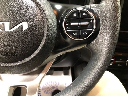 Certified 2025 Kia Soul LX w/ LX Technology Package image 21