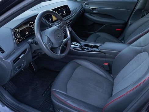 Used 2021 Hyundai Sonata SEL Plus w/ Tech Package image 2