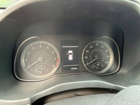 Used 2022 Hyundai Kona SEL FWD image 15