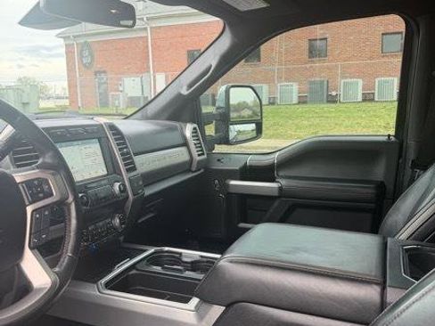 Used 2019 Ford F250 Platinum w/ Platinum Ultimate Package image 15