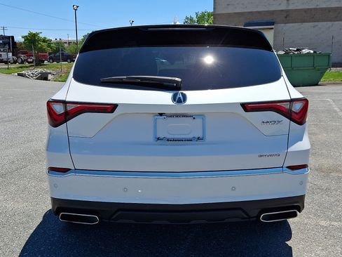 Certified 2024 Acura MDX SH-AWD w/ Technology Package image 5