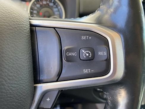 Used 2019 RAM 1500 Big Horn AWD/4WD image 20