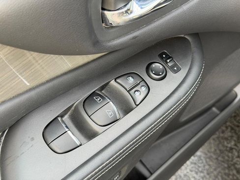 Used 2015 Nissan Murano Platinum w/ Cargo Package FWD image 15