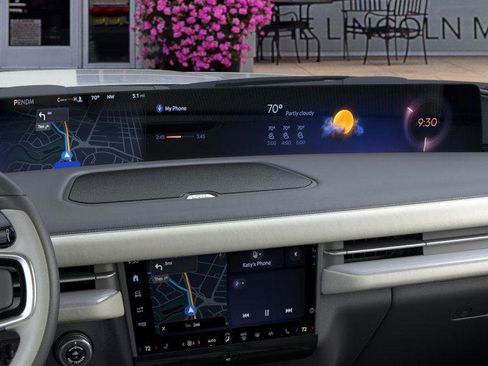 New 2025 Lincoln Navigator Reserve image 14