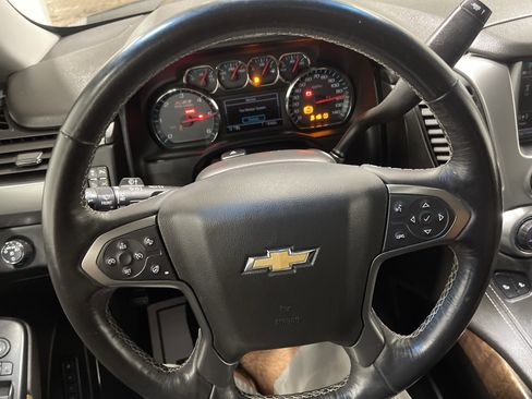 Used 2018 Chevrolet Tahoe LT w/ Luxury Package AWD/4WD image 31
