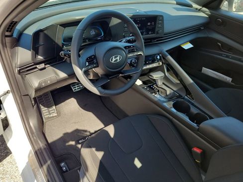 New 2026 Hyundai Elantra SEL Sport Premium FWD image 16