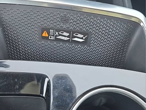 Used 2025 Chevrolet Equinox LT w/ Convenience Package II FWD image 25