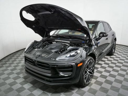 New 2026 Porsche Macan Turbo AWD/4WD image 35