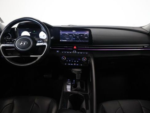 Used 2022 Hyundai Elantra Limited FWD image 37