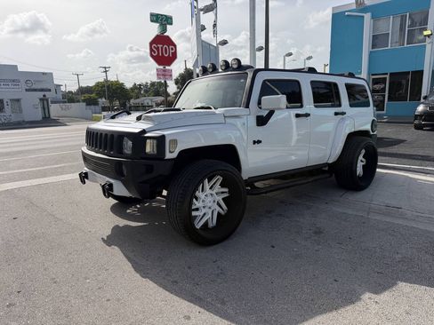 Used 2006 HUMMER H3 AWD/4WD image 3
