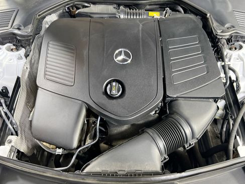 Used 2022 Mercedes-Benz C 300 4MATIC Sedan image 30
