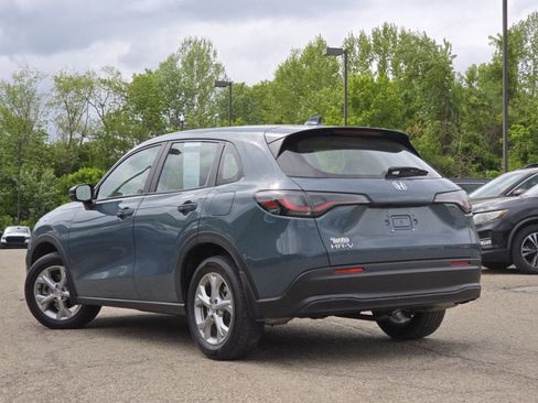 Used 2025 Honda HR-V LX image 9