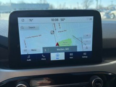 Used 2022 Ford Escape SEL w/ Technology Package FWD image 11