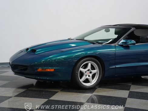 Used 1997 Pontiac Firebird Formula RWD image 20
