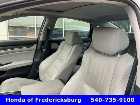 Certified 2018 Honda Accord Touring image 25