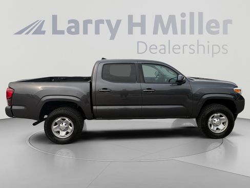 Used 2019 Toyota Tacoma SR AWD/4WD image 6