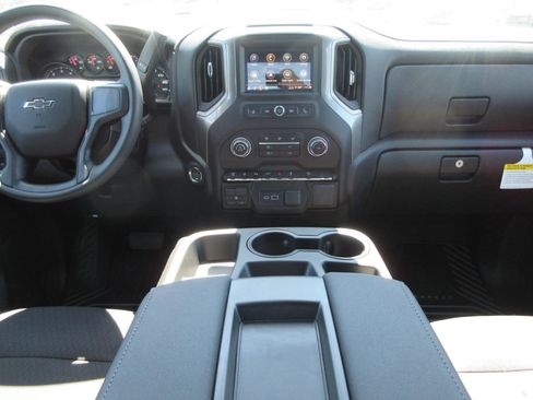 New 2026 Chevrolet Silverado 2500 Custom w/ Custom Value Package AWD/4WD image 17