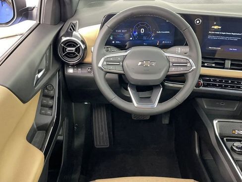 New 2025 Chevrolet Equinox ACTIV image 14