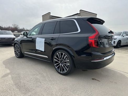 New 2026 Volvo XC90 B6 Plus w/ Protection Package image 5