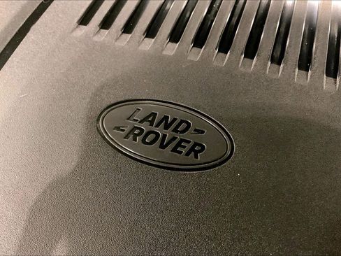 New 2026 Land Rover Range Rover SE AWD/4WD image 17