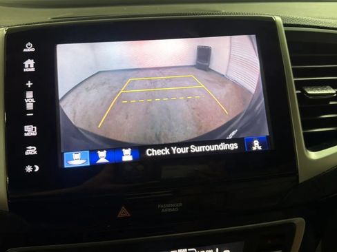 Used 2018 Honda Pilot Elite image 14