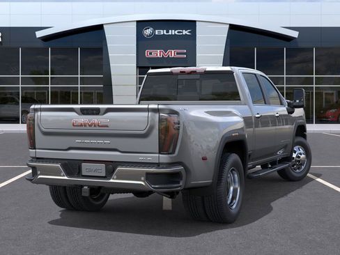 New 2026 GMC Sierra 3500 SLT w/ SLT Premium Package image 4