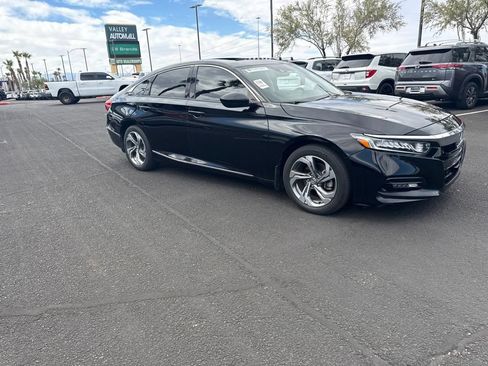 Used 2018 Honda Accord EX image 6