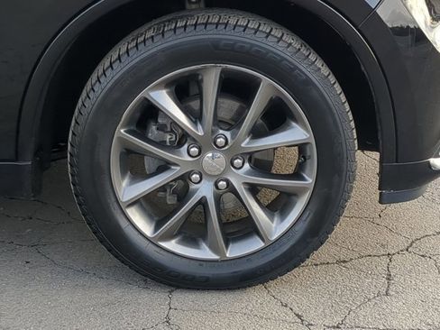 Used 2018 Dodge Durango GT image 29