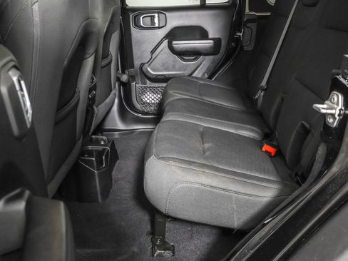 Used 2021 Jeep Wrangler Unlimited Sport image 37