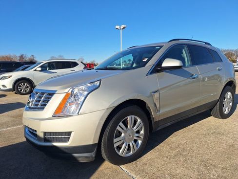 Used 2015 Cadillac SRX FWD image 1