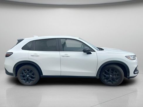 Used 2024 Honda HR-V Sport image 6