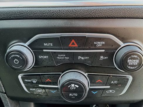 Used 2021 Dodge Charger SXT w/ Driver Convenience Group AWD/4WD image 34