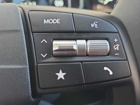 Certified 2025 Kia K4 EX image 24