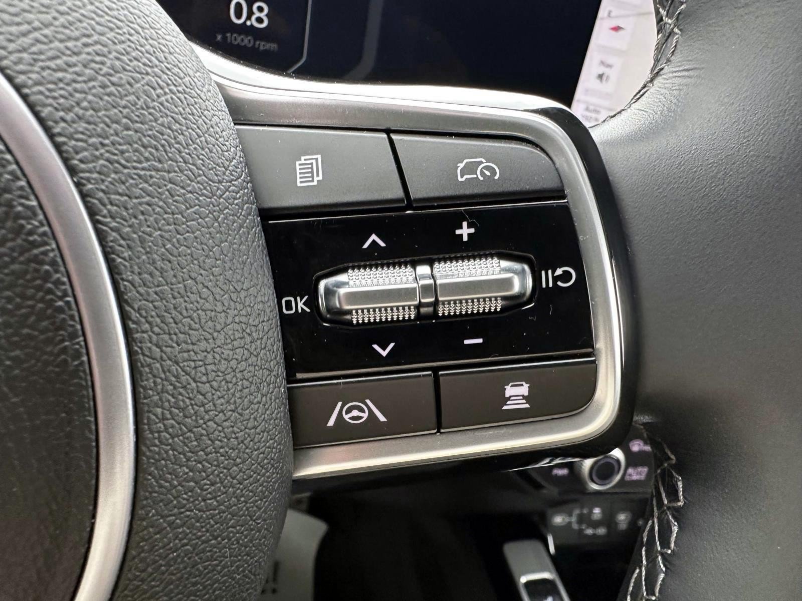 Used 2024 Kia Sorento SX Prestige AWD/4WD image 20
